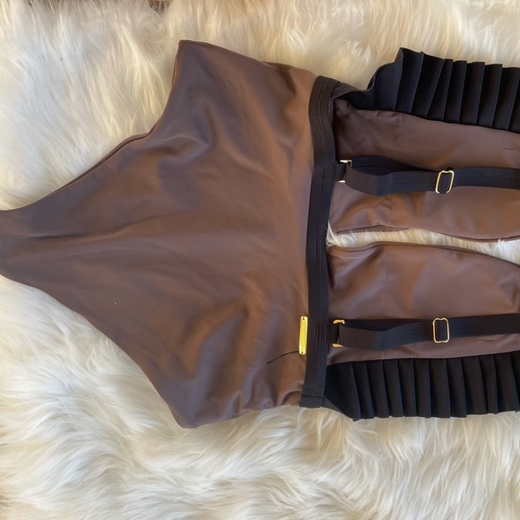 Puntamar Toria One Piece Chestnut ! HOST PICK !! - Picture 9 of 14